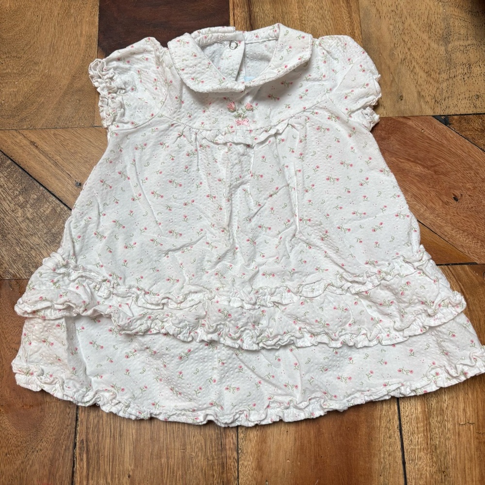 Le Top baby White Floral Baby Dress